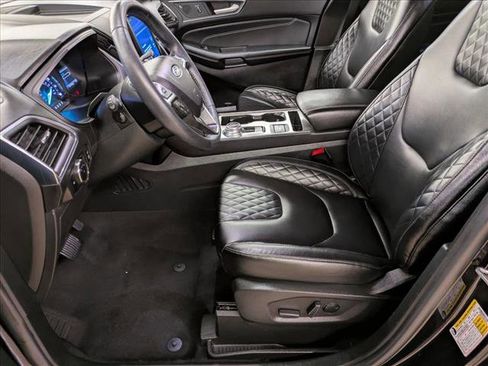 Used 2024 Ford Edge Titanium image 15