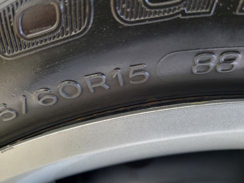 Used 2006 Saturn ION Level 2 w/ Preferred Pkg image 36