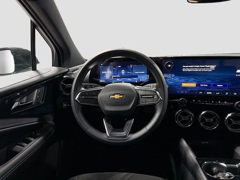 New 2026 Chevrolet Blazer EV LT image 25