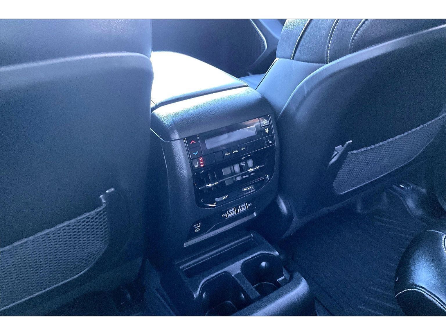 Used 2024 Jeep Grand Cherokee L Limited w/ Luxury Tech Group II AWD/4WD image 26