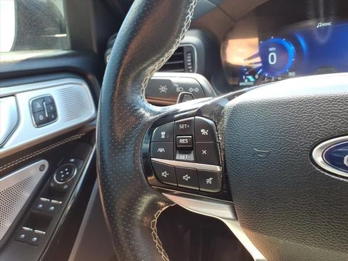 Used 2022 Ford Explorer ST w/ Equipment Group 401A AWD/4WD image 21
