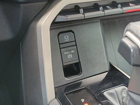 Used 2024 Toyota Tundra SR5 w/ SR5 Premium Package AWD/4WD image 27