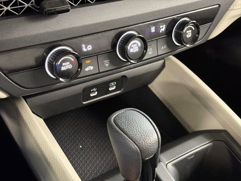 Certified 2024 Honda Accord LX image 18