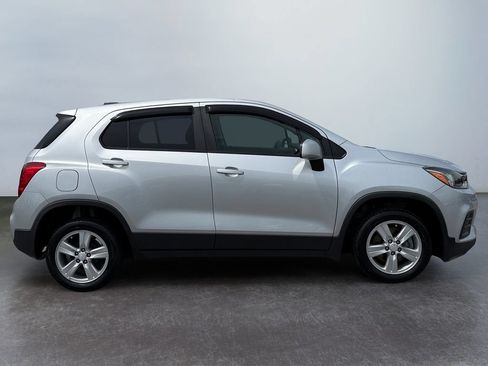 Used 2020 Chevrolet Trax LS w/ Tint and Cruise Package FWD image 2