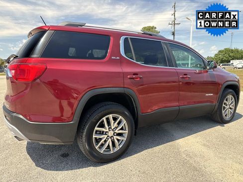 Used 2017 GMC Acadia SLE w/ Driver Alert Package I AWD/4WD image 4