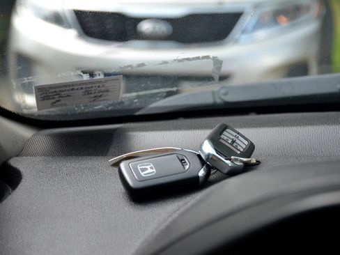 Used 2014 Honda Odyssey EX image 16