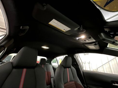 Used 2024 Toyota Corolla SE image 23