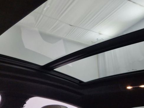 Used 2021 BMW X6 M w/ Competition Package image 16