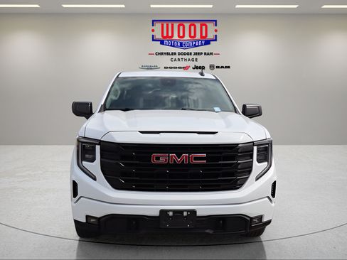 Used 2023 GMC Sierra 1500 Elevation w/ X31 Off-Road Package AWD/4WD image 9