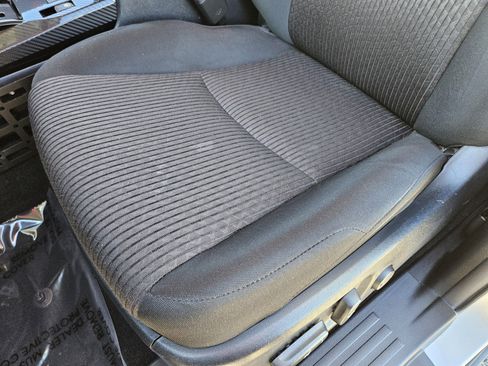 Used 2020 Toyota 4Runner TRD Off-Road image 8