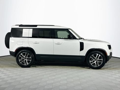 Used 2026 Land Rover Defender 110 S AWD/4WD image 4