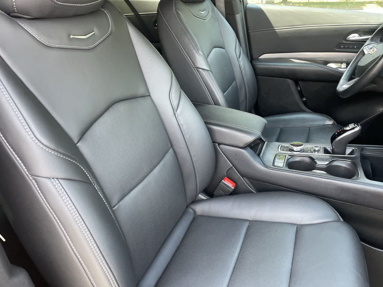 Certified 2024 Cadillac XT4 Premium Luxury AWD/4WD image 14