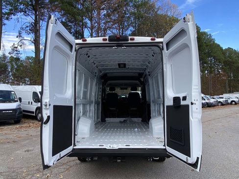 Used 2025 RAM ProMaster 3500 w/ Convenience Group image 39