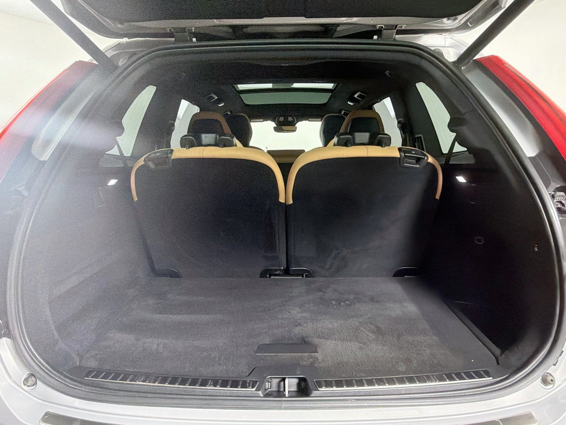 Used 2023 Volvo XC90 B6 Ultimate AWD/4WD image 28