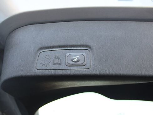 Used 2017 Lincoln MKC Select w/ Select Plus Package image 35