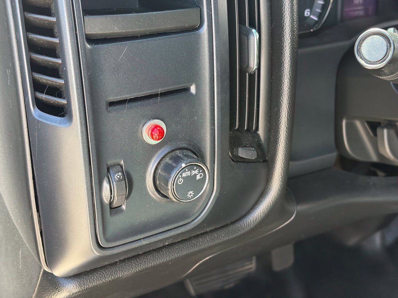 Used 2019 Chevrolet Silverado 1500 W/T w/ WT Convenience Package RWD image 7