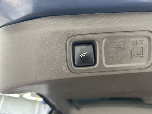 Used 2022 Lincoln Navigator Reserve image 36