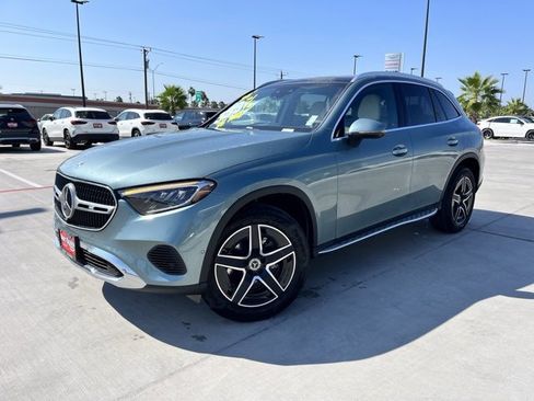 New 2026 Mercedes-Benz GLC 300 image 3