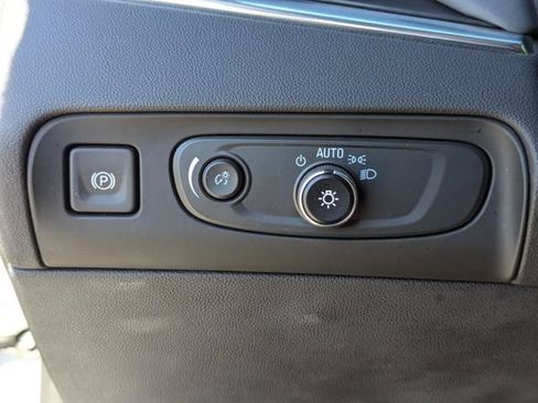 Used 2020 Buick Enclave Premium w/ Trailering Package, 5000 lbs. AWD/4WD image 20