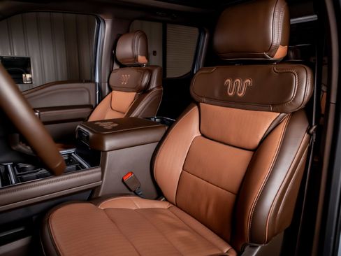 Used 2025 Ford F450 King Ranch w/ Chrome Package image 4