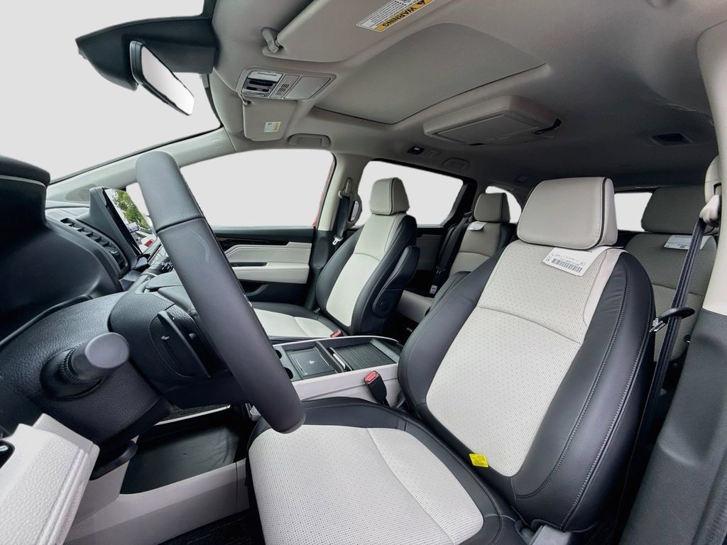 New 2026 Honda Odyssey Elite image 13