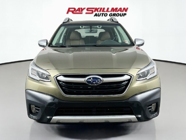 Used 2022 Subaru Outback Touring AWD/4WD image 2