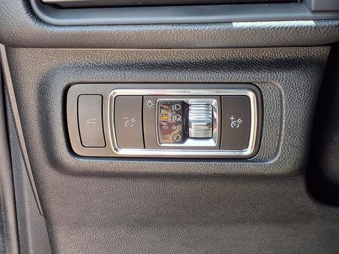 Used 2023 Lincoln Corsair Reserve w/ Equipment Group 201A AWD/4WD image 22