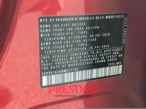 Used 2022 Volkswagen Tiguan SE image 35