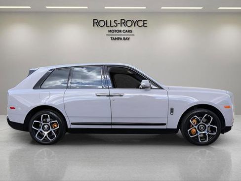 Certified 2023 Rolls-Royce Cullinan Black Badge image 9