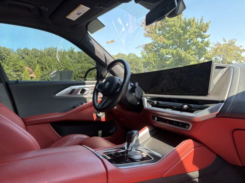 Used 2023 BMW XM AWD/4WD image 6