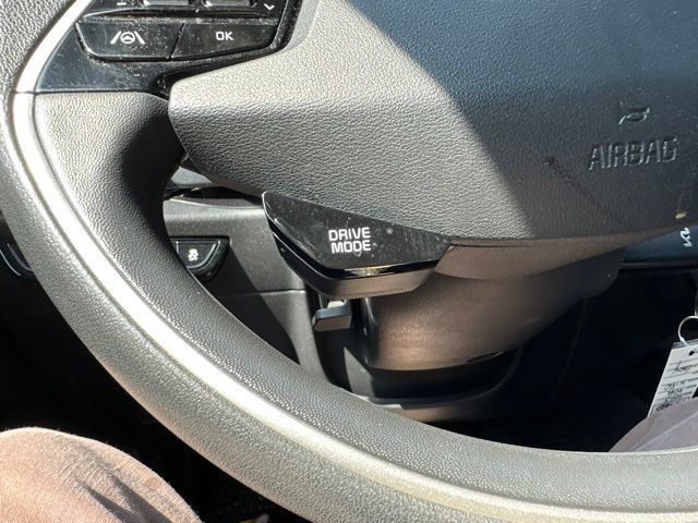 Certified 2023 Kia Niro LX FWD image 10