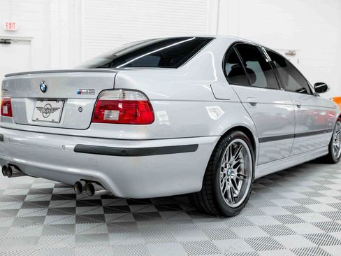 Used 2003 BMW M5 RWD image 7