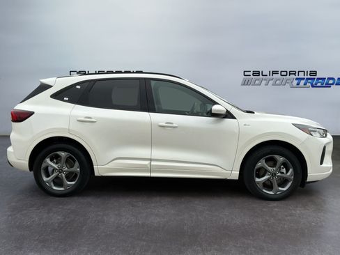 Used 2024 Ford Escape ST-Line Select AWD/4WD image 4
