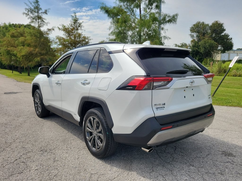 Used 2025 Toyota RAV4 Limited w/ Advanced Technology Package AWD/4WD image 6