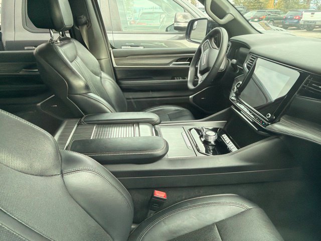 Used 2024 Jeep Wagoneer Series II w/ Flexible Seating Group AWD/4WD image 20