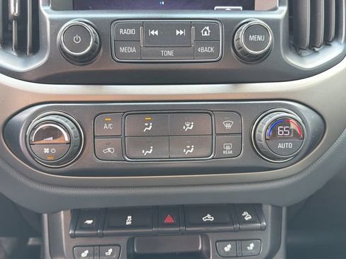 Used 2018 Chevrolet Colorado Z71 w/ Z71 Midnight Edition AWD/4WD image 14
