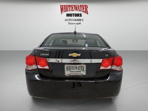 Used 2016 Chevrolet Cruze LT FWD image 3