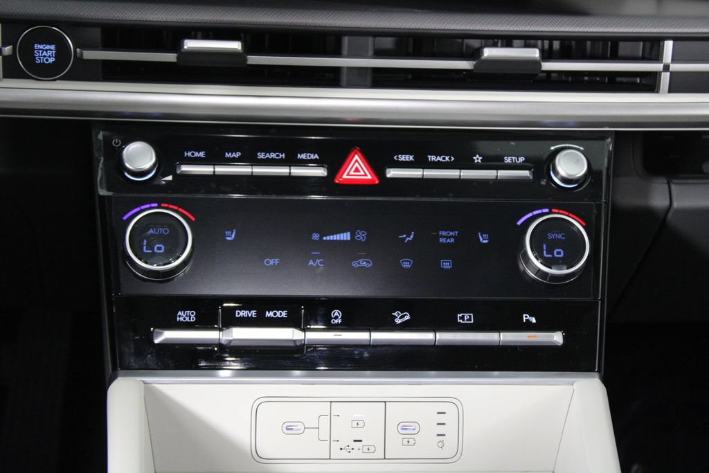 Certified 2026 Hyundai Santa Fe SEL FWD image 23