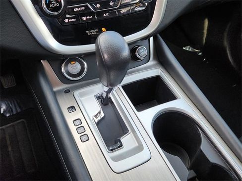 Used 2018 Nissan Murano S image 20