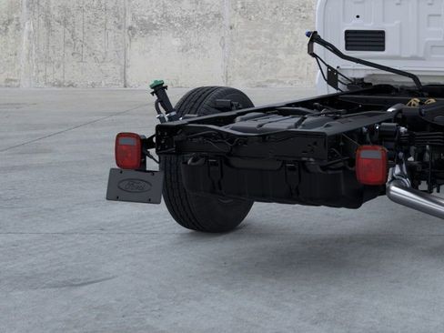 New 2026 Ford F350 XL w/ XL Chrome Package image 21