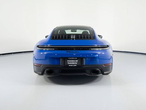 Certified 2025 Porsche 911 Carrera RWD image 9