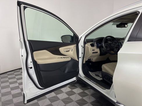Used 2024 Nissan Murano Platinum w/ Cargo Package FWD image 14