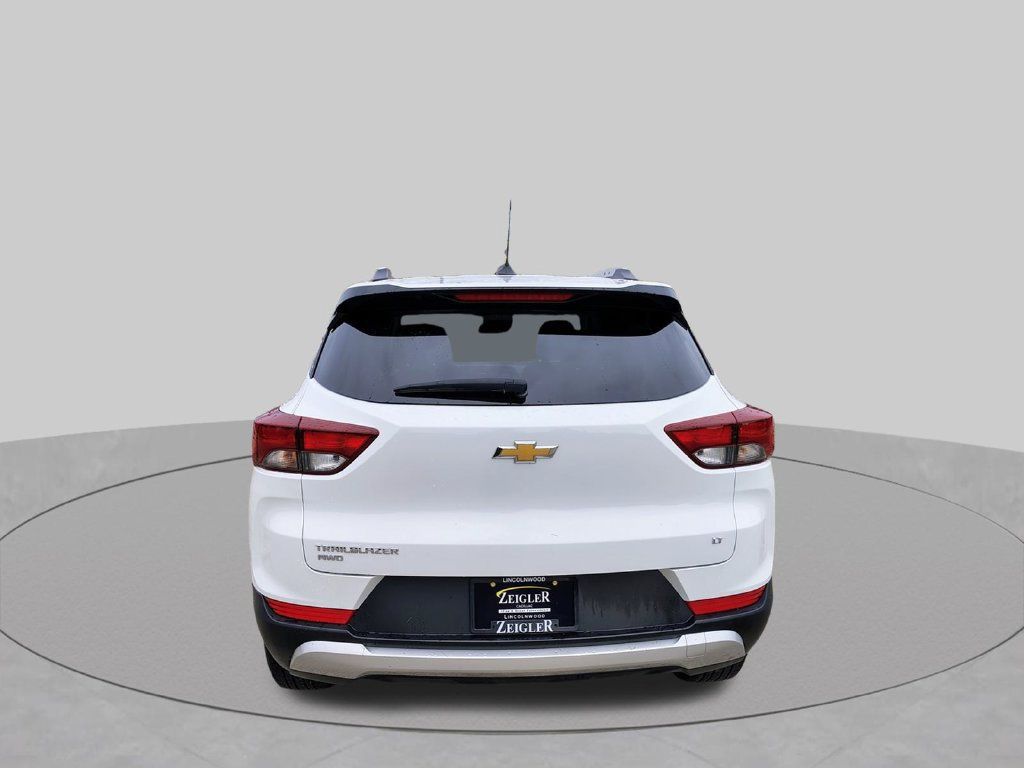 Used 2025 Chevrolet TrailBlazer LT AWD/4WD image 8