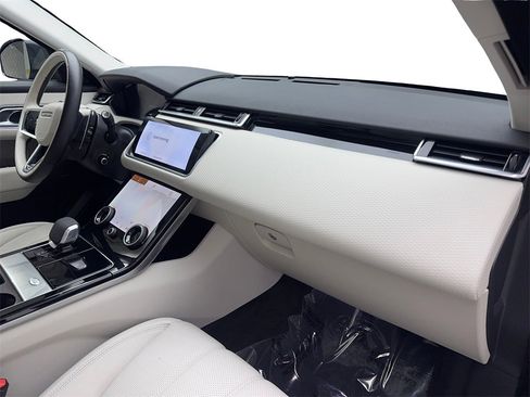 Used 2023 Land Rover Range Rover Velar S image 53