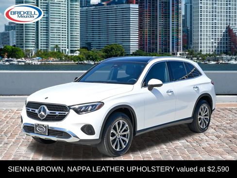 Used 2024 Mercedes-Benz GLC 300 image 1