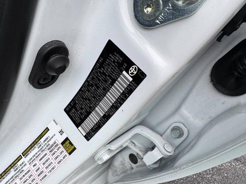 Used 2024 Toyota Corolla LE image 22