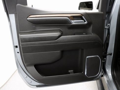 Used 2024 Chevrolet Silverado 1500 LT Trail Boss w/ LT Trail Boss Premium Package image 28