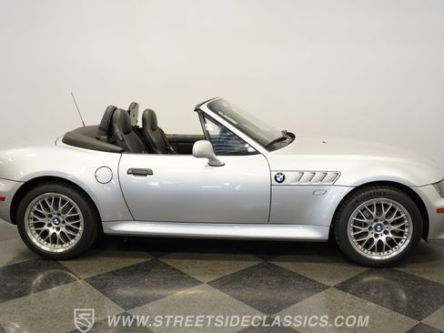 Used 2001 BMW Z3 3.0i RWD image 15