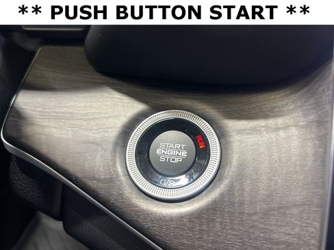 Certified 2023 Jeep Grand Cherokee L Limited image 23