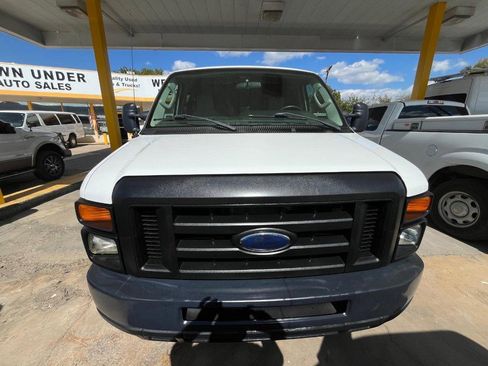 Used 2012 Ford E-250 and Econoline 250 image 2